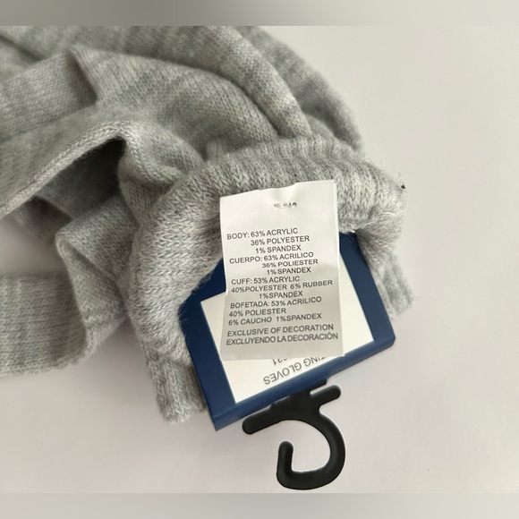 New Winter Essentials Touch Screen Gray Gloves One Size Unisex Texting Gloves - Picture 5 of 11